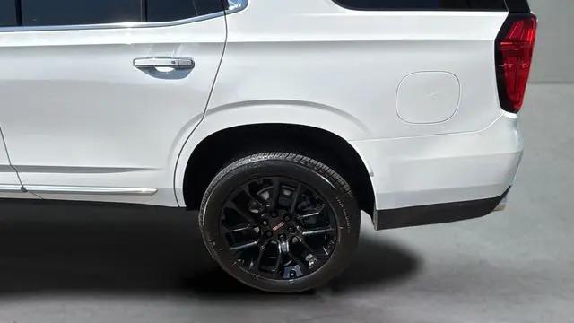 2023 GMC Yukon 4WD Denali