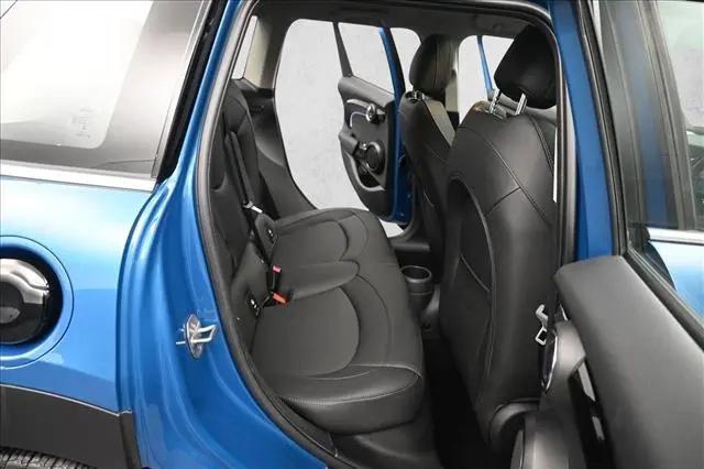 2024 MINI Hardtop Cooper S
