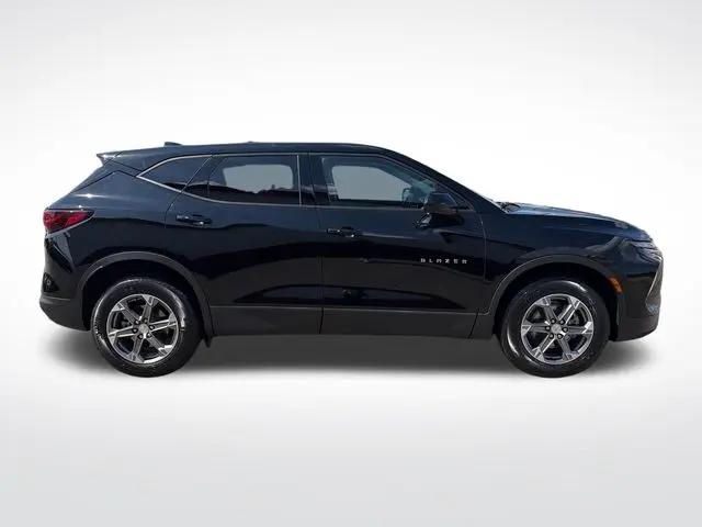 2023 Chevrolet Blazer AWD 2LT