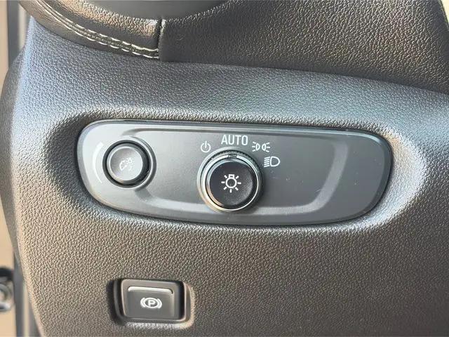 2023 Chevrolet Blazer AWD 2LT