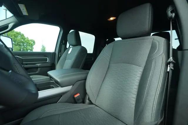 2026 Ram 2500 Big Horn Crew Cab 4x4 64 Box