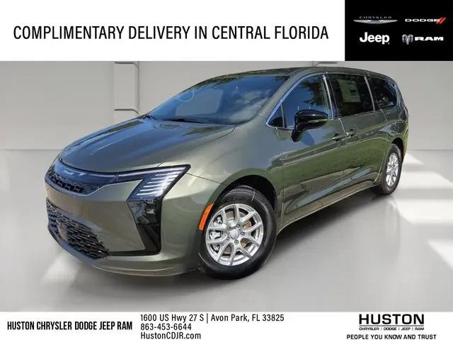 2027 Chrysler Pacifica Select for sale in Avon Park, FL