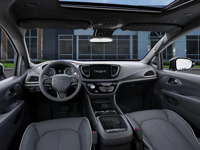 2027 Chrysler Pacifica Limited