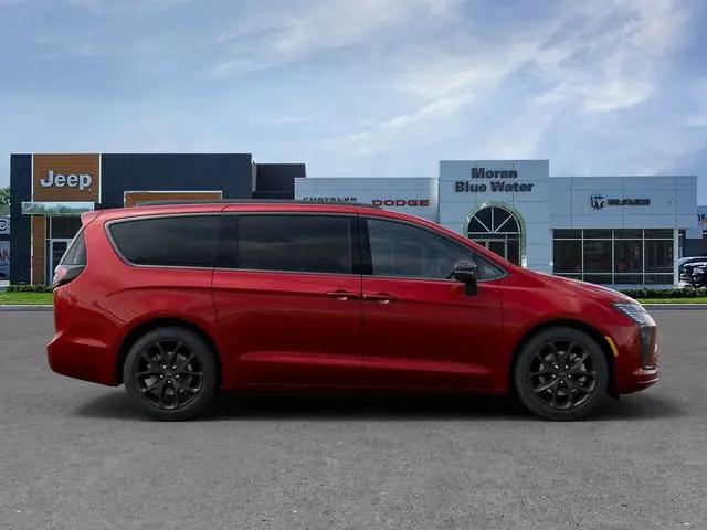 2027 Chrysler Pacifica Limited