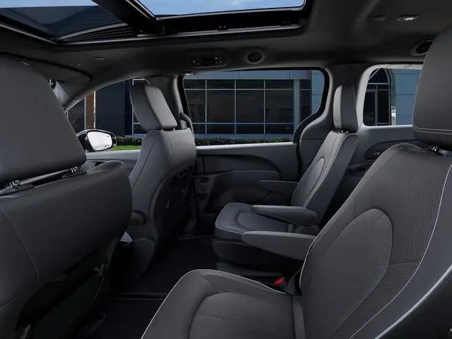 2027 Chrysler Pacifica Limited
