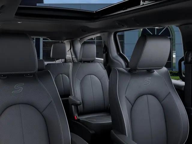 2027 Chrysler Pacifica Limited