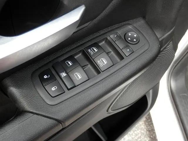 2022 Ram 1500 Tradesman Quad Cab 4x4 64 Box