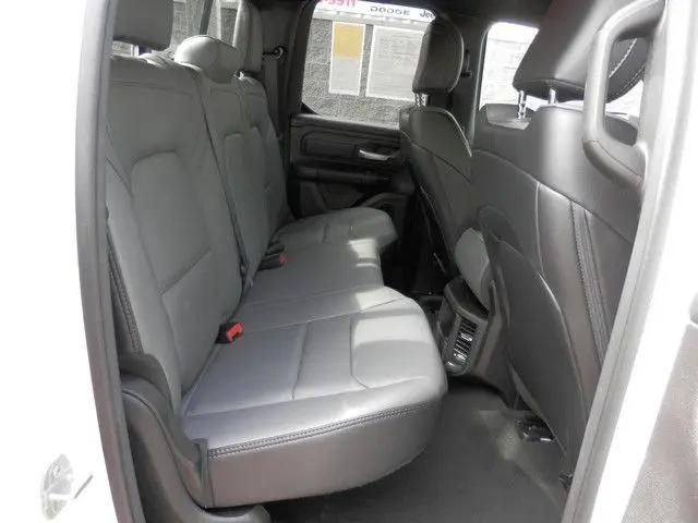 2022 Ram 1500 Tradesman Quad Cab 4x4 64 Box