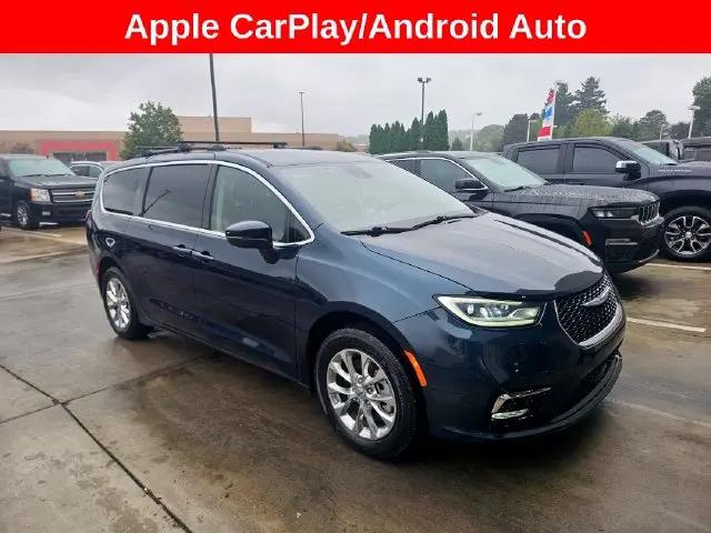 2023 Chrysler Pacifica Touring L AWD for sale near Zanesville, OH