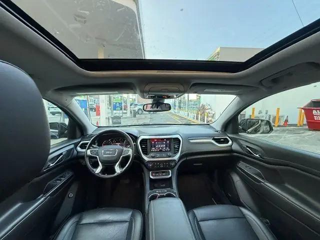 2021 GMC Acadia FWD SLT