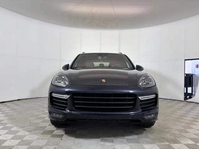 2016 Porsche Cayenne GTS