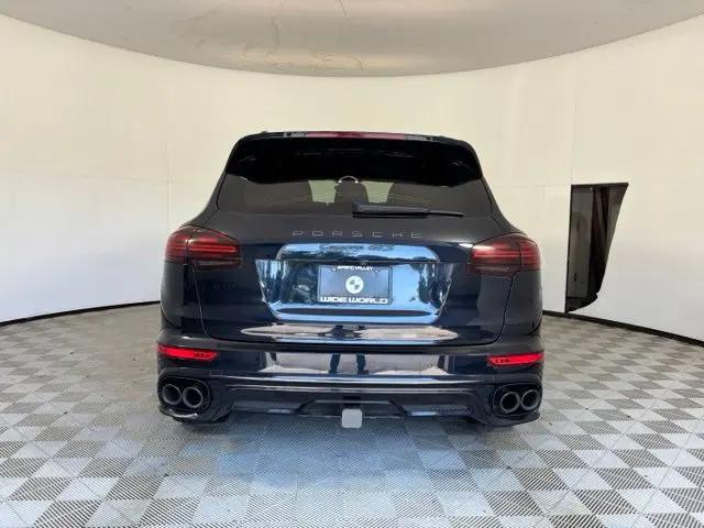 2016 Porsche Cayenne GTS