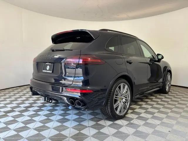 2016 Porsche Cayenne GTS
