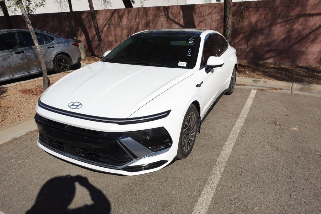 2024 Hyundai Sonata Hybrid