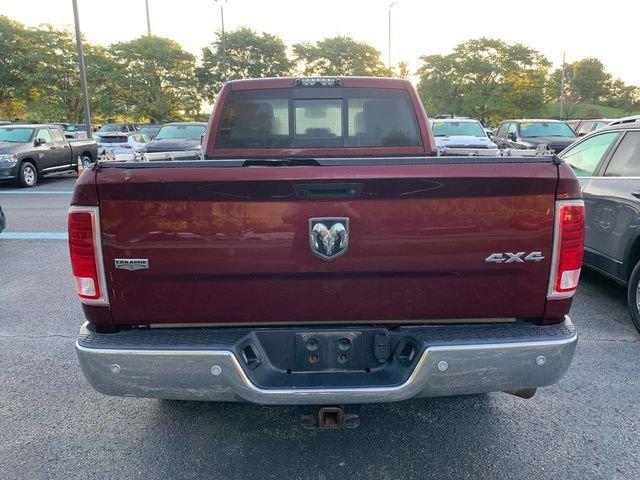 2017 RAM 2500 Laramie Crew Cab 4x4 64 Box