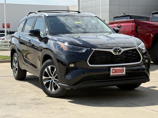2026 Toyota Highlander Hybrid XLE for sale in Dallas, TX