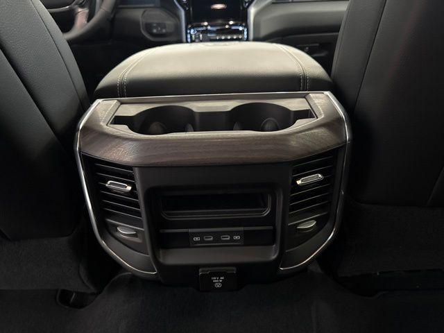 2026 Ram 2500 Laramie Crew Cab 4x4 64 Box