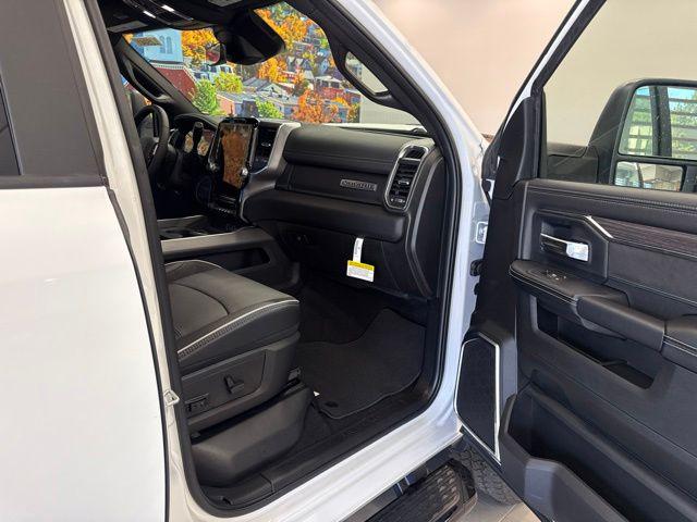 2026 Ram 2500 Laramie Crew Cab 4x4 64 Box