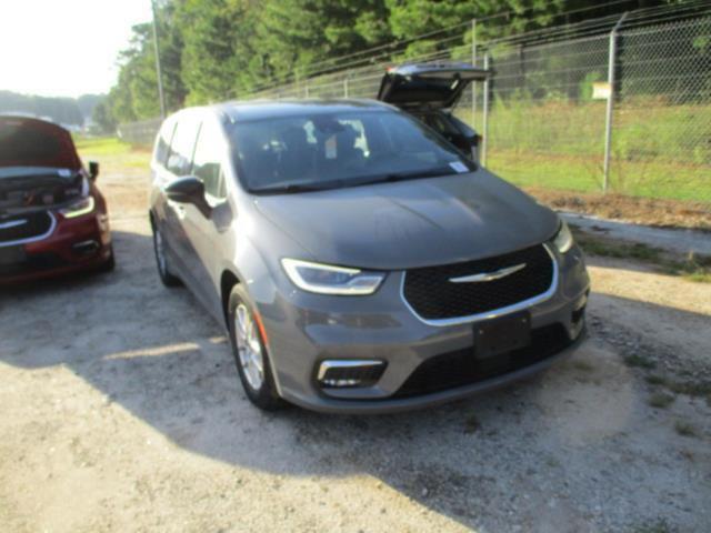 2025 Chrysler Pacifica Select for sale in Toledo, OH