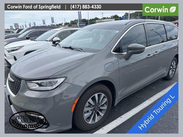 2022 Chrysler Pacifica Hybrid Touring L for sale in Springfield, MO