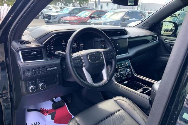 2022 GMC Yukon 4WD Denali