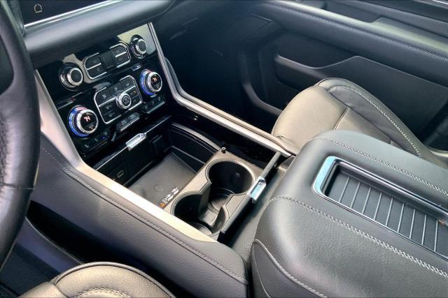2022 GMC Yukon 4WD Denali