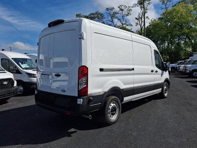 2026 Ford Transit Cargo Van T-250 148 Med Rf 9150 GVWR RWD