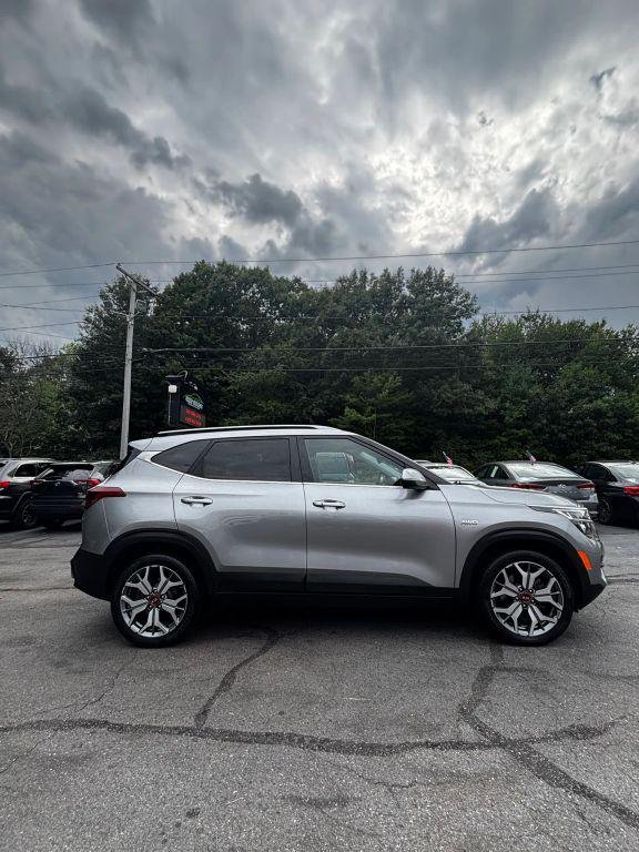 2021 Kia Seltos EX