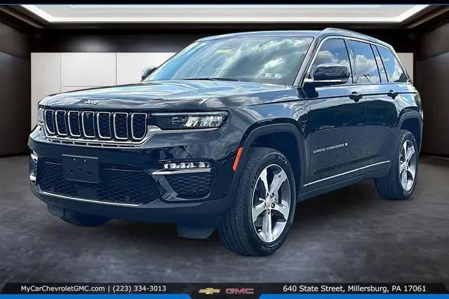 2023 Jeep Grand Cherokee Base for sale in Millersburg, PA