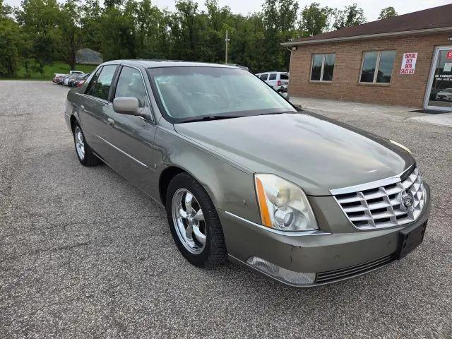 2011 Cadillac DTS Luxury Collection for sale in Delaware, OH