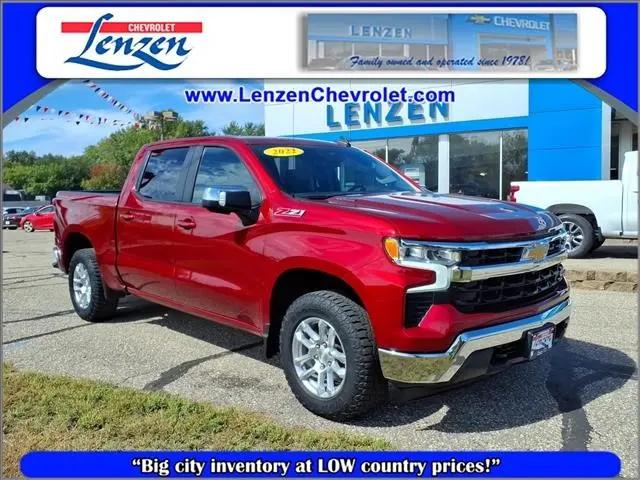 2022 Chevrolet Silverado 1500 4WD Crew Cab Standard Bed LT for sale in Chaska, MN