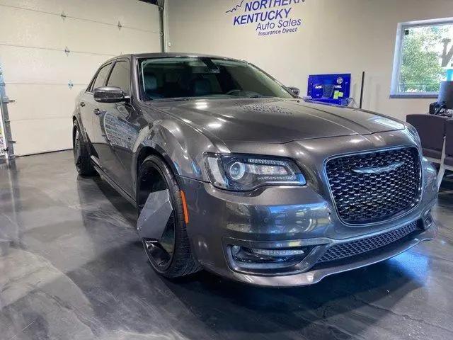 2022 Chrysler 300 Touring L for sale in Cold Spring, KY