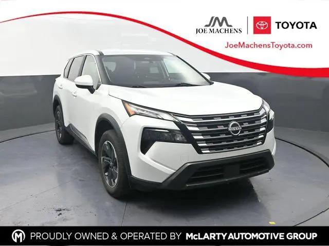 2024 Nissan Rogue SV FWD for sale in Columbia, MO
