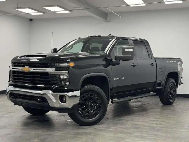 2024 Chevrolet Silverado 2500HD 4WD Crew Cab Standard Bed LT for sale in Linden, NJ