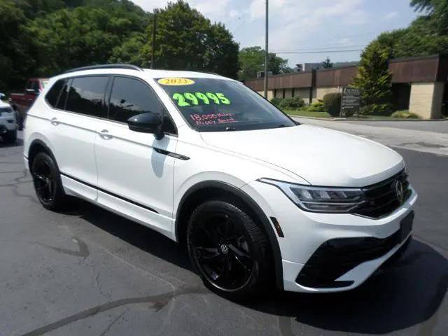 2023 Volkswagen Tiguan 2.0T SE R-Line Black for sale in Johnstown, PA