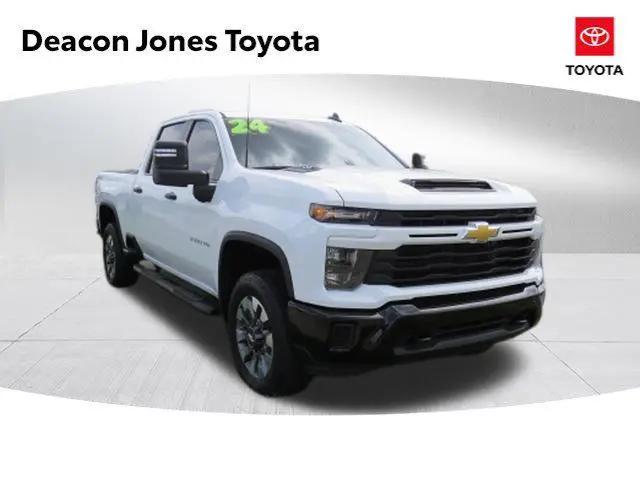 2024 Chevrolet Silverado 2500HD 4WD Crew Cab Standard Bed Custom for sale in Clinton, NC