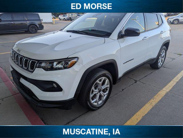 2025 Jeep Compass Latitude 4x4 for sale in Muscatine, IA