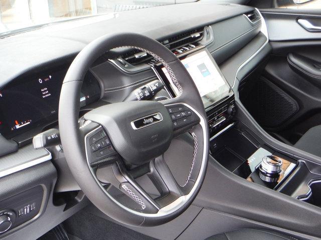 2027 Jeep Grand Cherokee GRAND CHEROKEE LAREDO X 4X4 2027 Jeep Grand Cherokee GRAND CHEROKEE LAREDO X 4X4