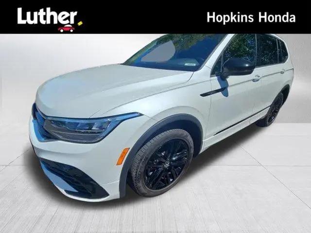 2022 Volkswagen Tiguan 2.0T SE R-Line Black for sale in Hopkins, MN