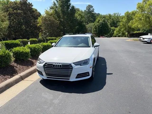 2017 Audi A4 ultra Premium