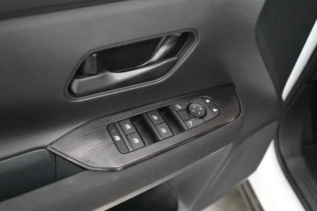 2025 Nissan Kicks S Intelligent AWD