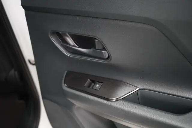 2025 Nissan Kicks S Intelligent AWD