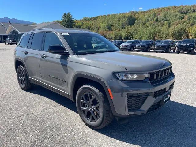 2027 Jeep Grand Cherokee Laredo Altitude for sale in Gorham, NH