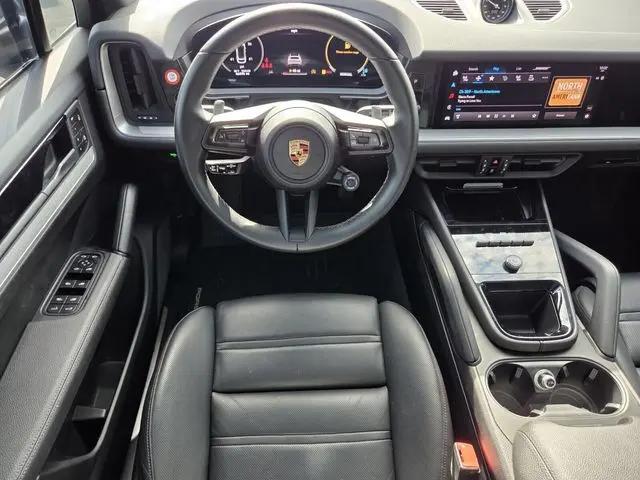 2024 Porsche Cayenne Cayenne