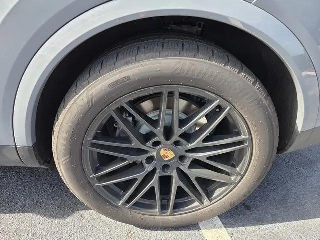 2024 Porsche Cayenne Cayenne