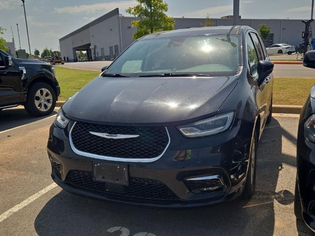 2023 Chrysler Pacifica Touring L for sale in Fayetteville, AR
