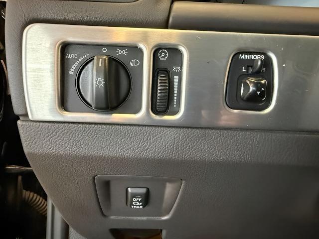 2002 Ford Thunderbird Base