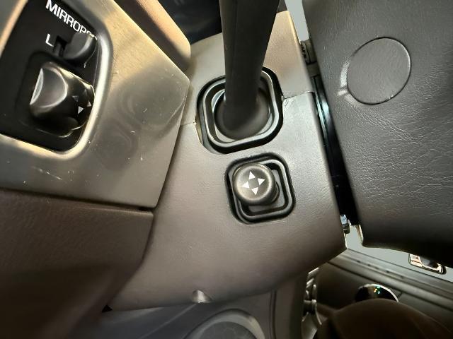 2002 Ford Thunderbird Base