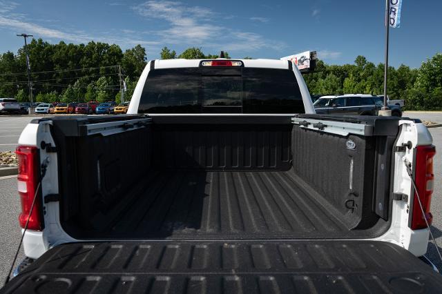 2025 Ram 1500 Laramie Crew Cab 4x4 57 Box