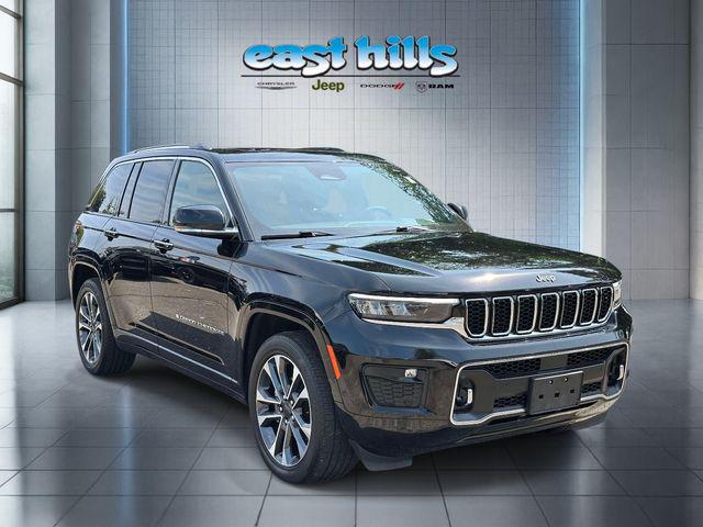 2023 Jeep Grand Cherokee Overland 4x4 for sale in Greenvale, NY